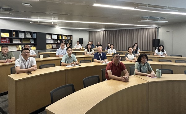 图1-调小.jpg