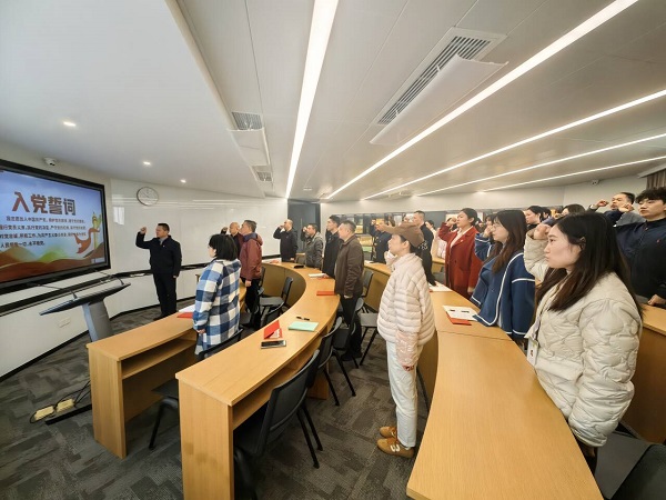 以案为鉴知敬畏 警钟长鸣筑防线