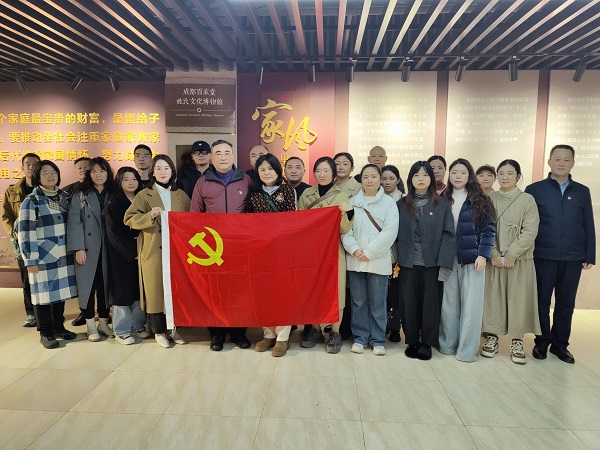 第四段下-调小.jpg 第四段下-调小.jpg